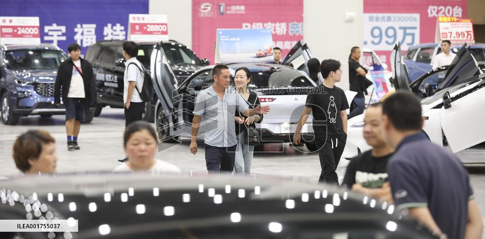 Employment Consumption in Huai'an