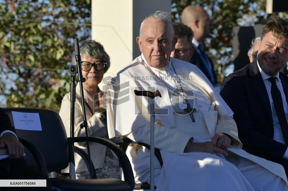Pope Francis Visits Marseille - Tribute To Sailors And Migrants