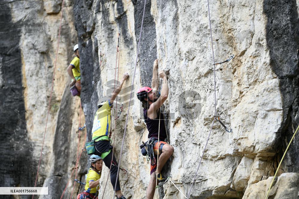 Climbing Challenge in Qianxinan