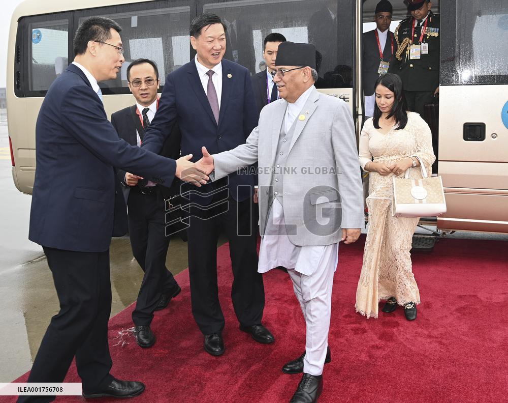 CHINA-ZHEJIANG-HANGZHOU-ASIAN GAMES-NEPALESE PM-ARRIVAL (CN)