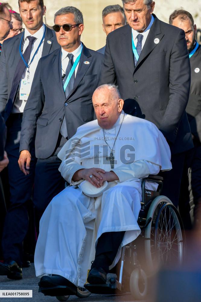 Pope Francis Visits Marseille - Tribute To Sailors And Migrants