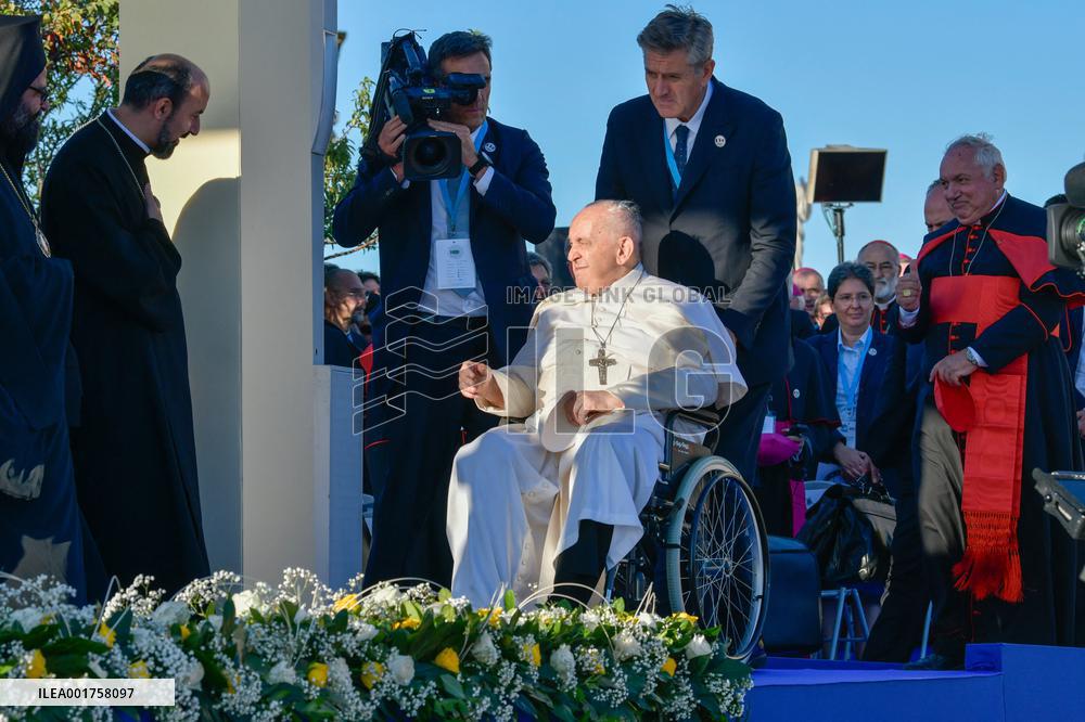 Pope Francis Visits Marseille - Tribute To Sailors And Migrants