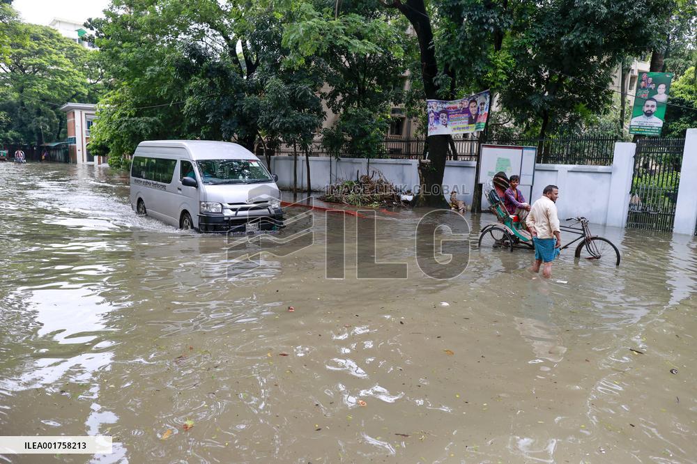 Heavy Rains Trigger Flooding - Dhaka