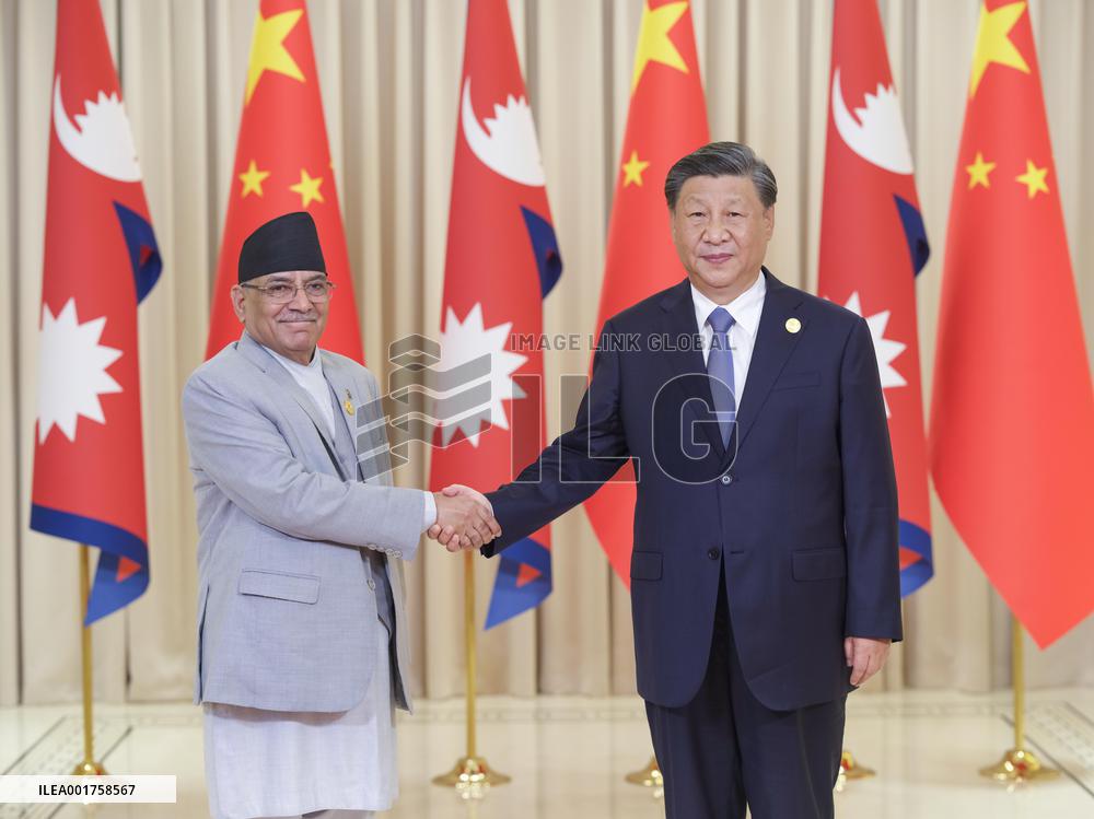 CHINA-ZHEJIANG-HANGZHOU-XI JINPING-NEPALESE PM-MEETING (CN)