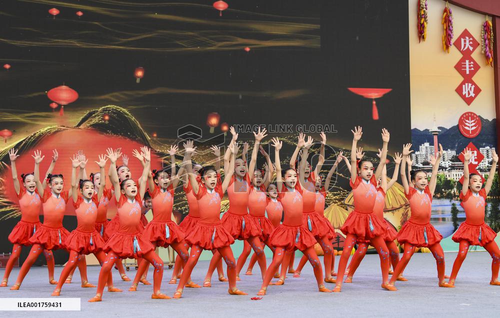 CHINA-AUTUMNAL EQUINOX-HARVEST FESTIVAL (CN)