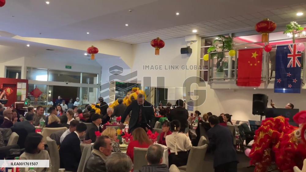 Chinese communities in New Zealand celebrate 74th founding anniversary of PRC, Mid-Autumn Festival