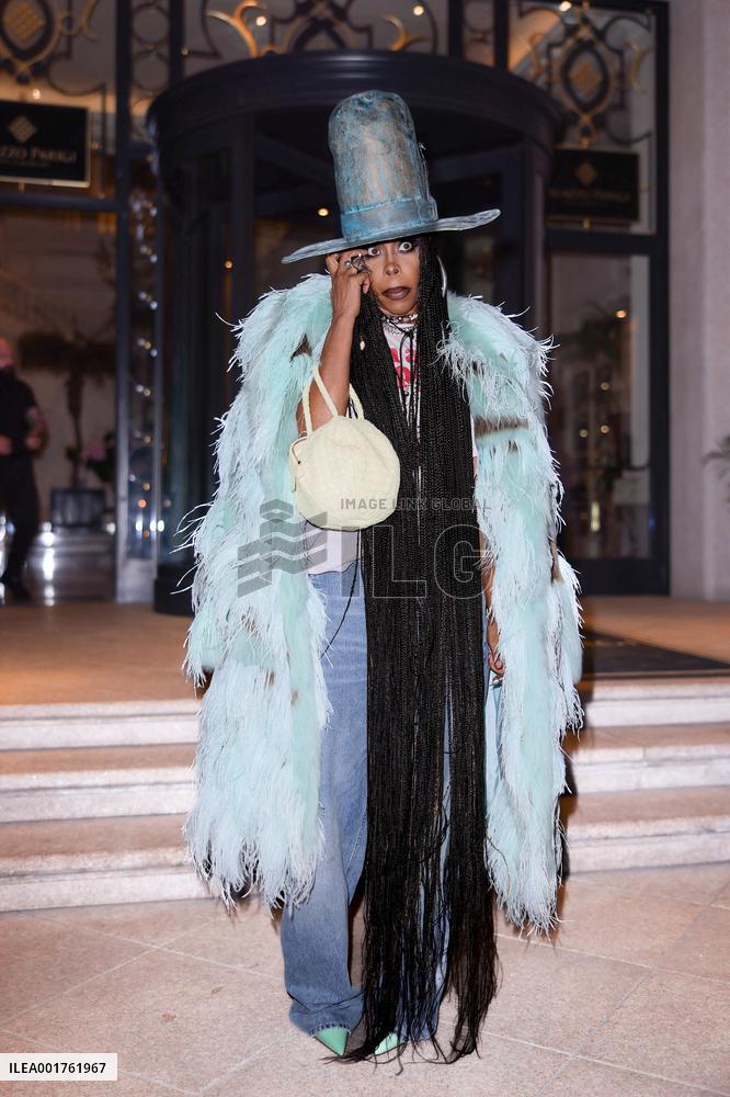 MFW - Erykah Badu Leaves Her Hotel