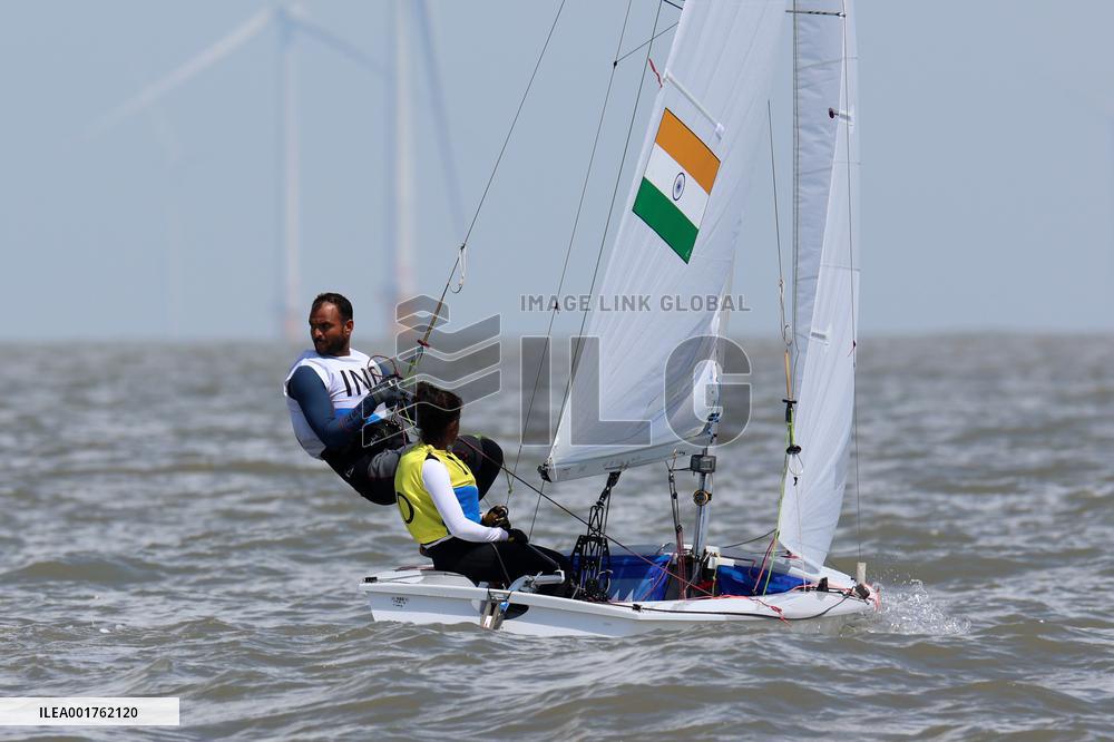 (SP)CHINA-NINGBO-ASIAN GAMES-SAILING-MIXED DINGHY (CN)