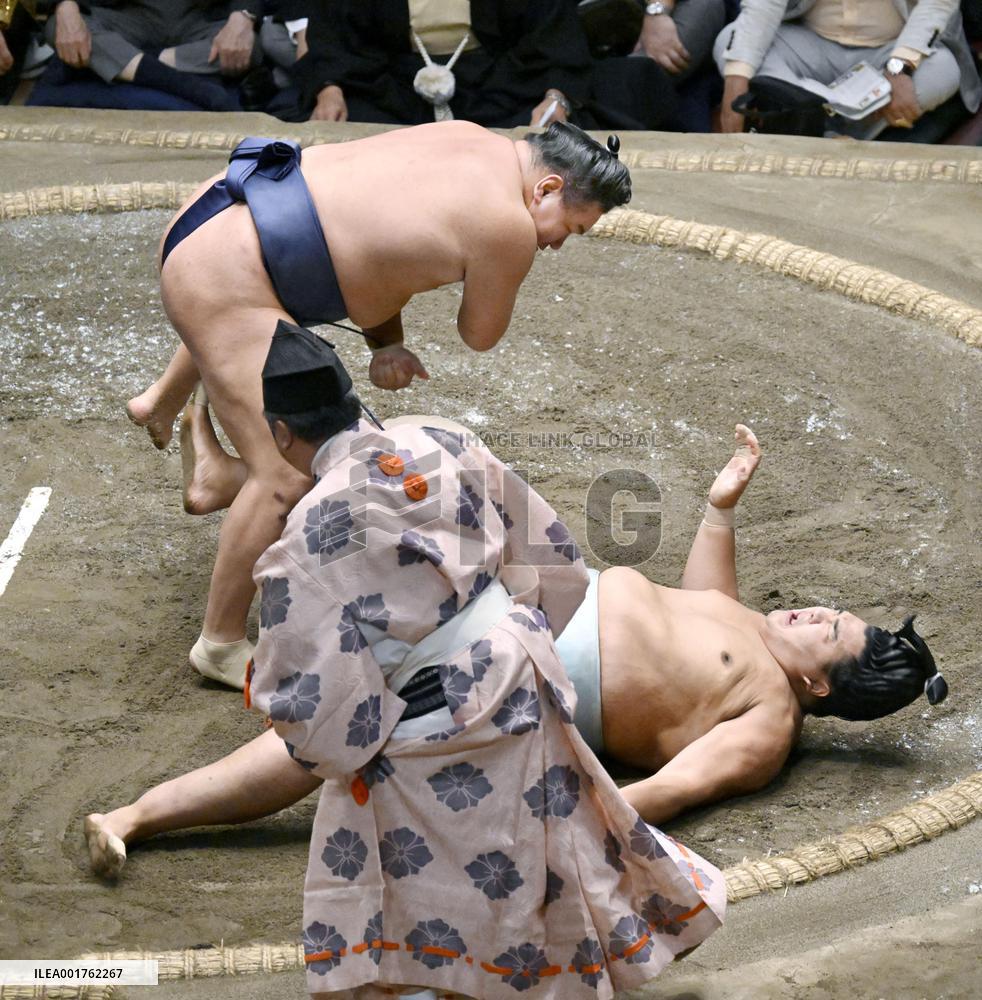Autumn Grand Sumo Tournament