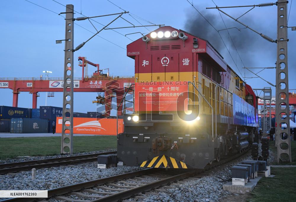 CHINA-SHAANXI-XI'AN-BRI-FREIGHT TRAIN-INT'L PORT (CN)