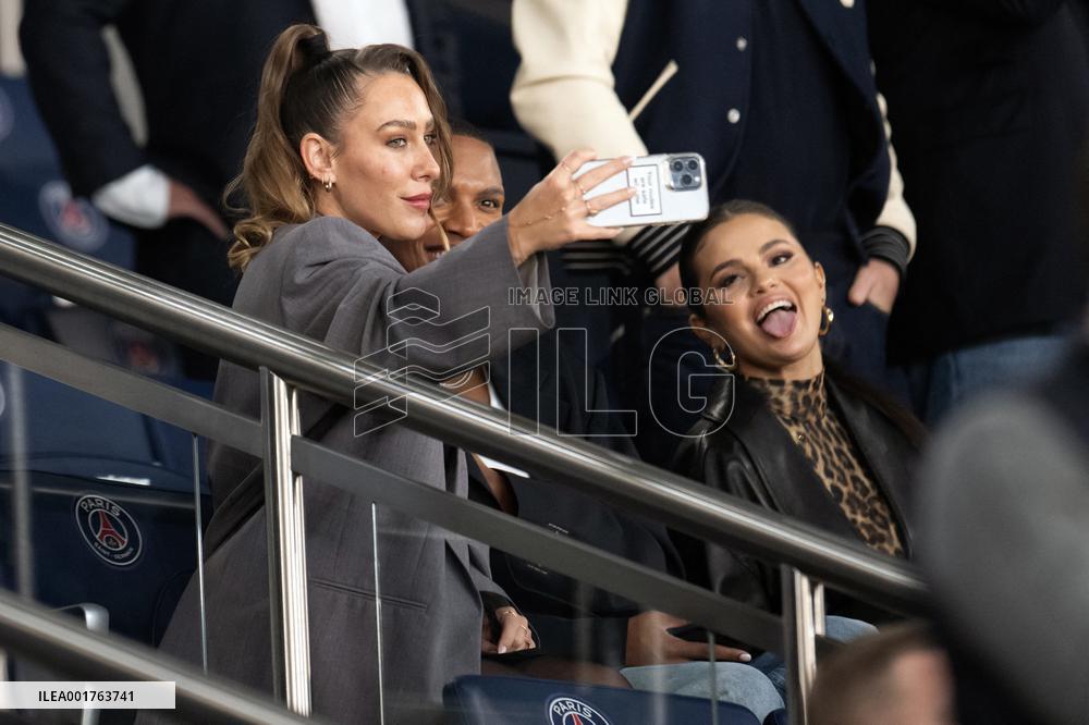 Paris Saint-Germain vs Olympique de Marseille - Ligue 1 Uber Eats - Paris