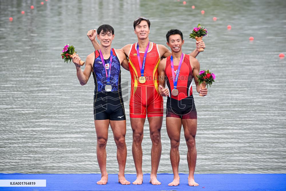 (SP)CHINA-HANGZHOU-ASIAN GAMES-ROWING (CN)
