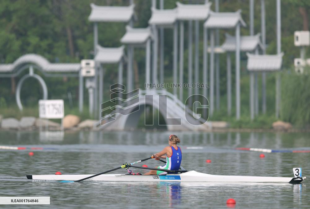 (SP)CHINA-HANGZHOU-ASIAN GAMES-ROWING (CN)