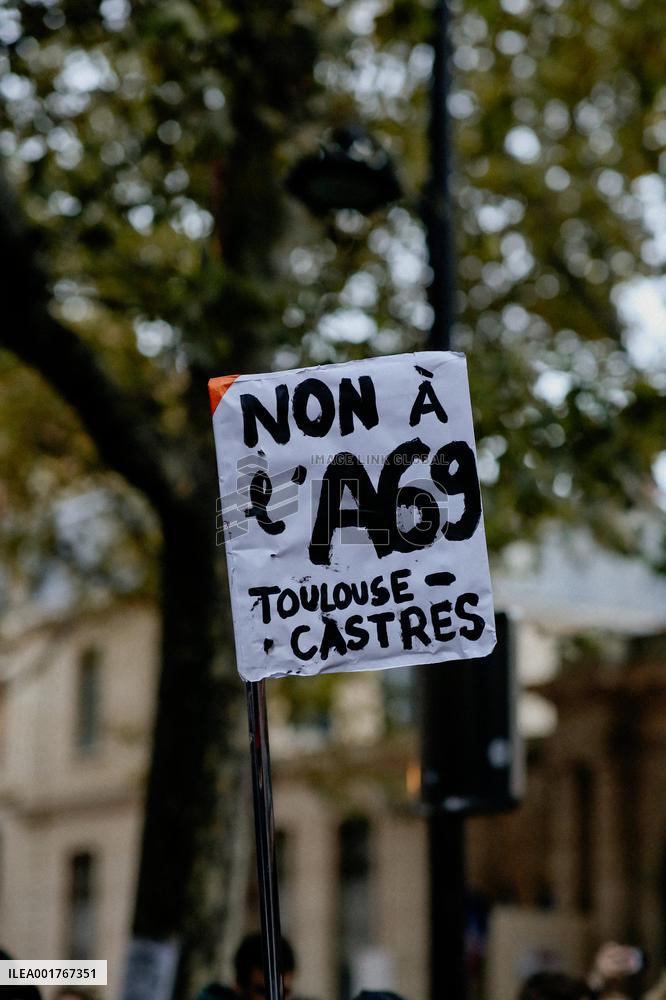 Meeting To Express Support To Thomas Brail - Paris