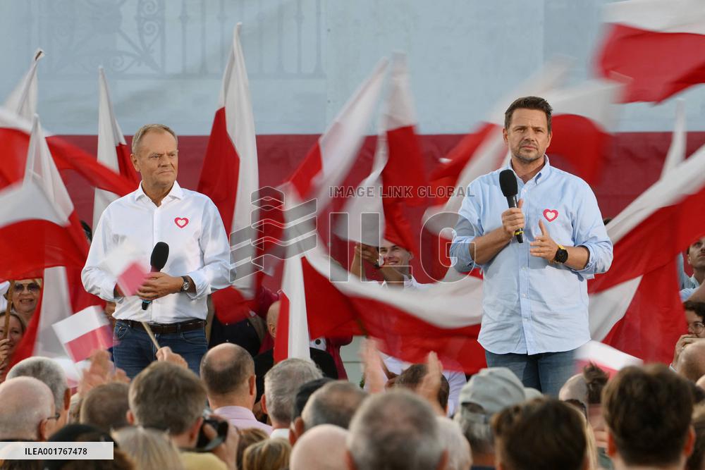 Donald Tusk Campaigns - Poland