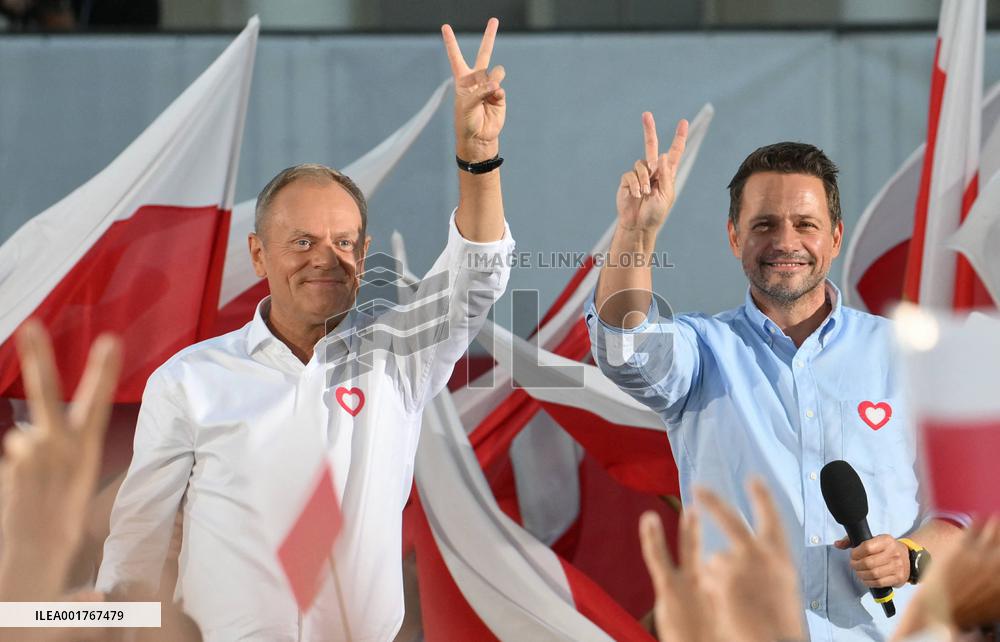 Donald Tusk Campaigns - Poland