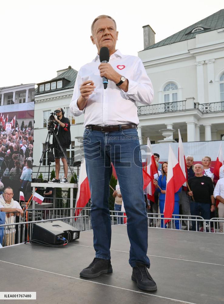 Donald Tusk Campaigns - Poland