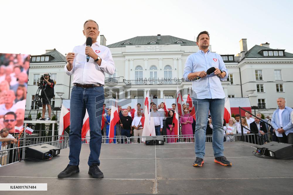 Donald Tusk Campaigns - Poland