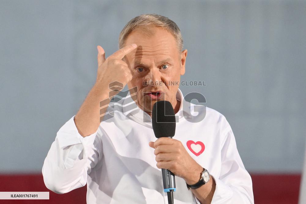 Donald Tusk Campaigns - Poland