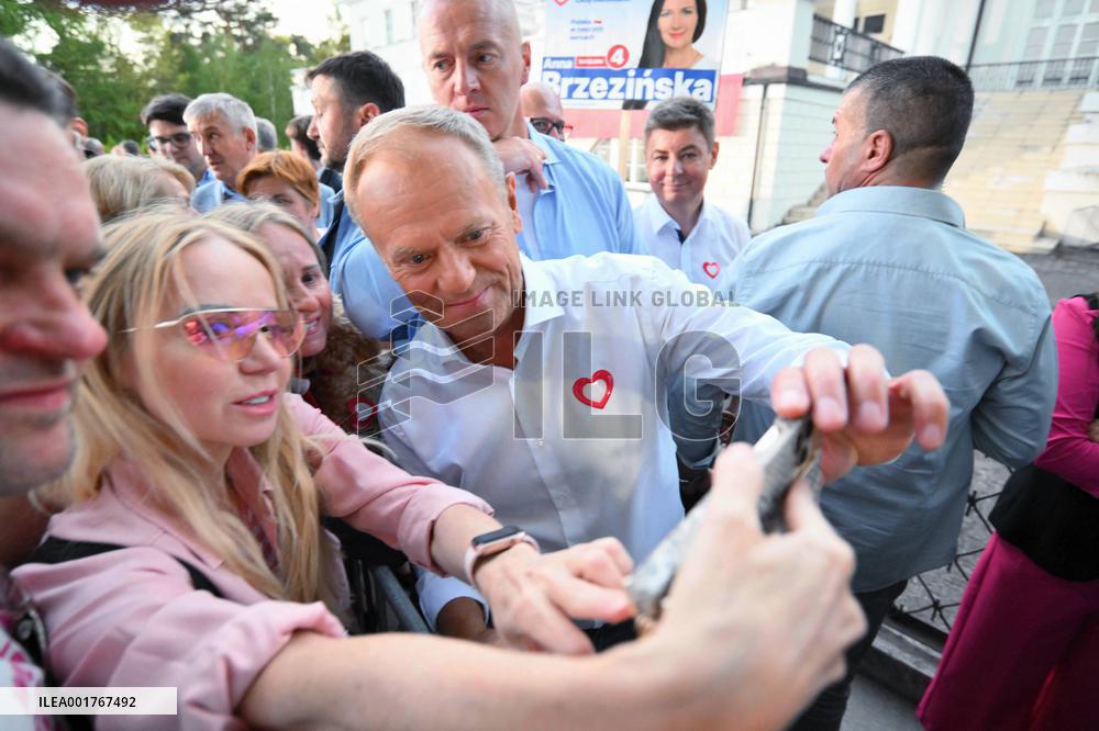Donald Tusk Campaigns - Poland