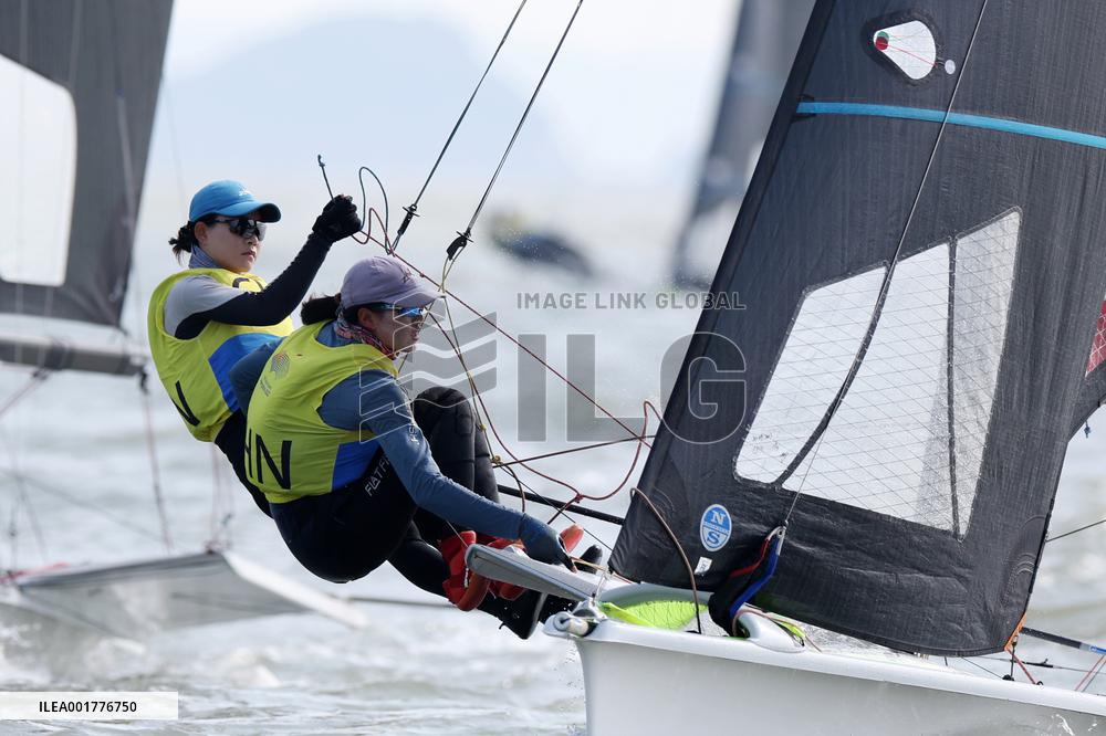 (SP)CHINA-NINGBO-ASIAN GAMES-SAILING-WOMEN'S SKIFF (CN)