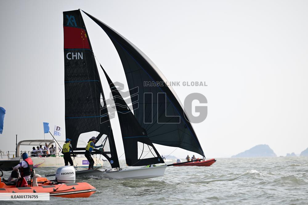 (SP)CHINA-NINGBO-ASIAN GAMES-SAILING-WOMEN'S SKIFF (CN)