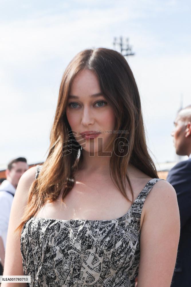 PFW - Christian Dior Womenswear Spring/Summer 2024 - Arrivals NB