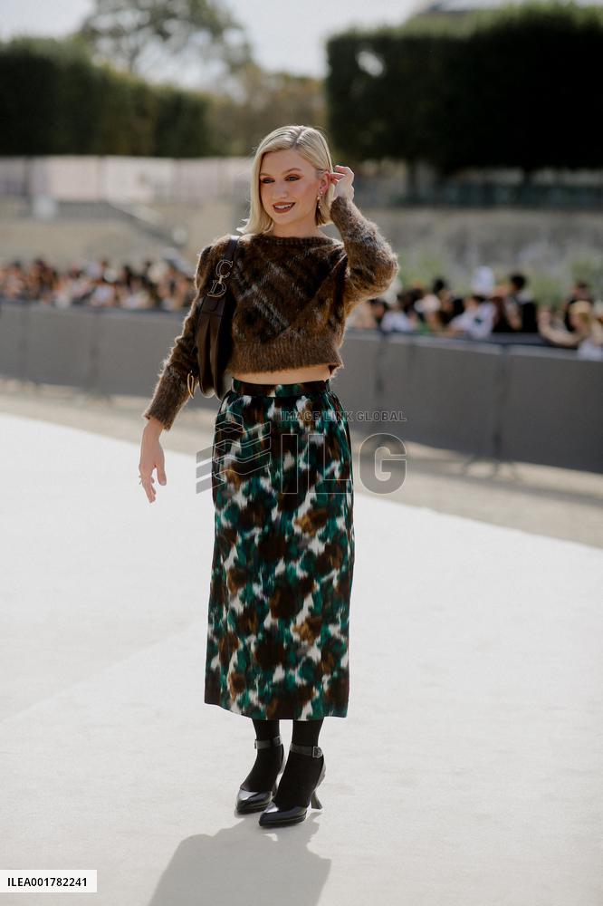 PFW - Dior Street Style