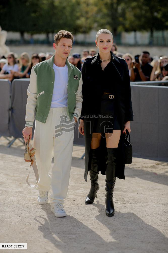 PFW - Dior Street Style
