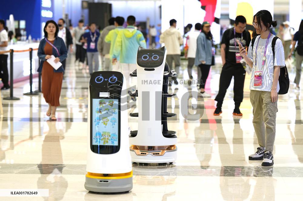 Asian Games: Newspaper delivery robot