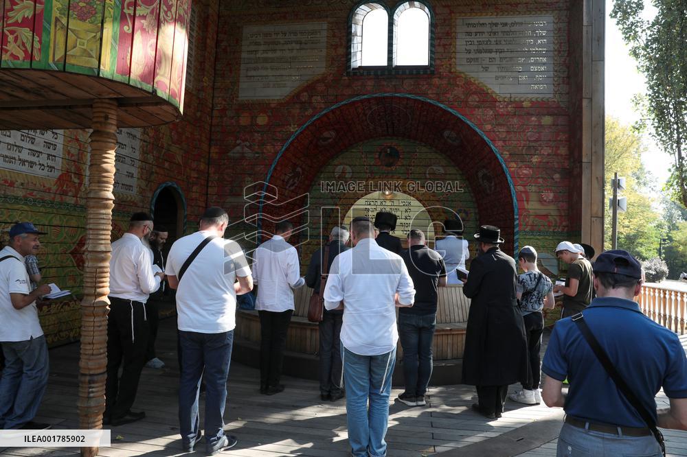 Memorial for Jews killed in 1941 mass shootings in Kyiv
