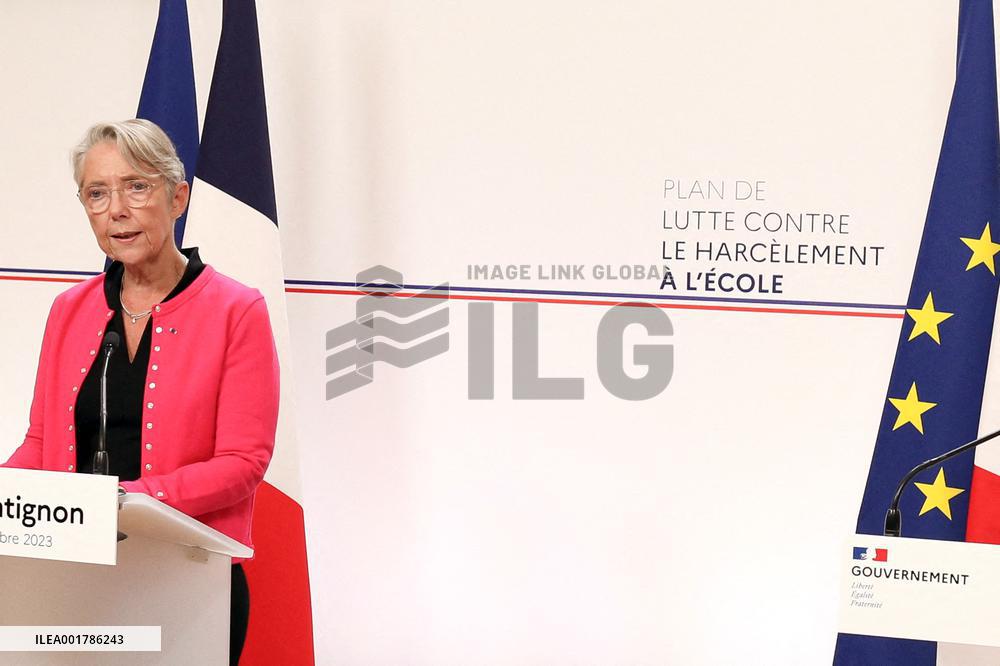 Press conference to present a plan aim at tackling bullying at school at Matignon