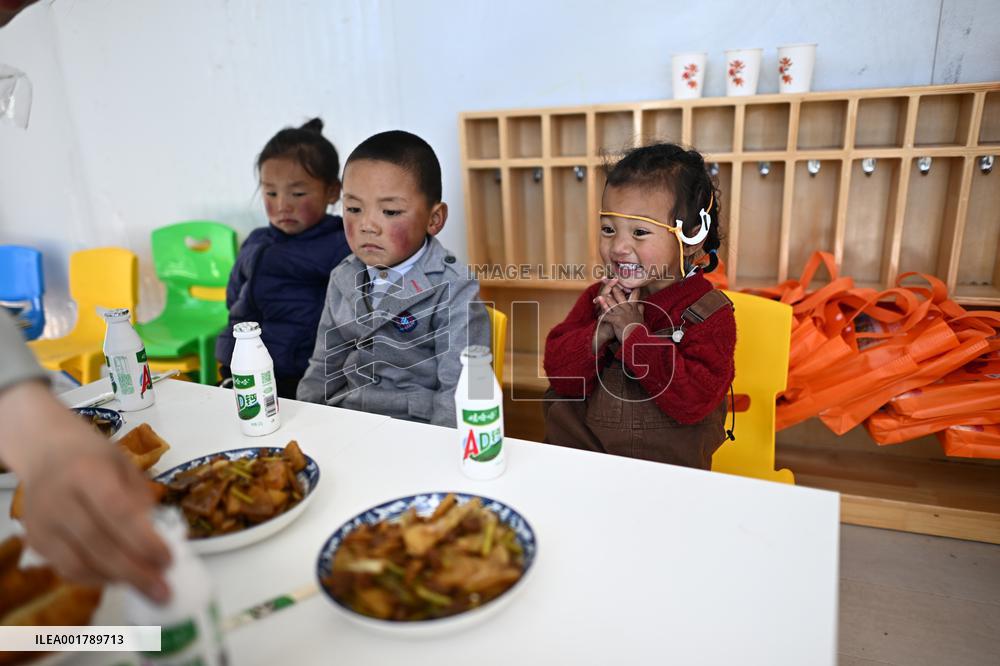 CHINA-QINGHAI-YUSHU-KINDERGARTEN (CN)