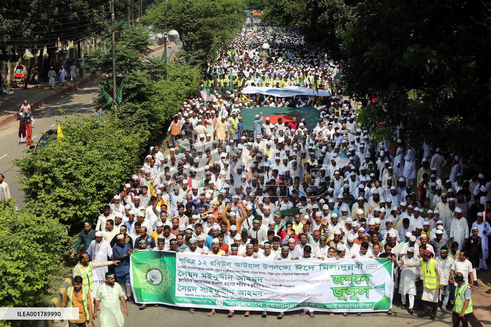 Holy Eid-E-Miladunnabi March - Dhaka