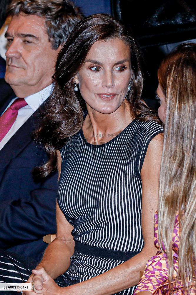 Queen Letizia At The Congress About Sexual Exploitation - Malaga