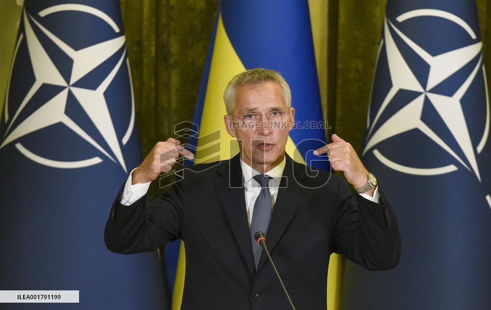 Ukrainian President and NATO Secretary General meet press in Kyiv