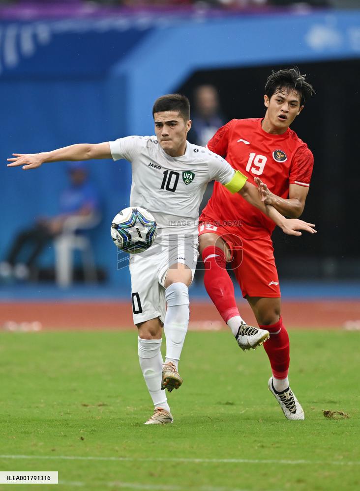 (SP)CHINA-HANGZHOU-ASIAN GAMES-FOOTBALL (CN)