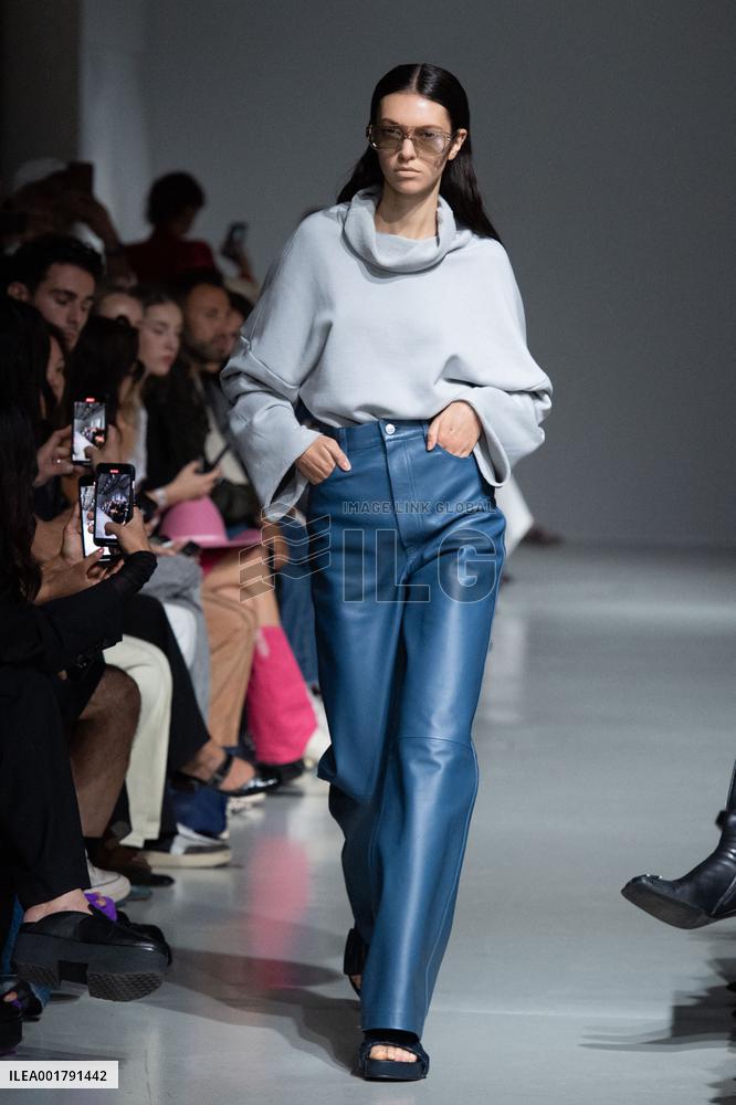 PFW Gauchere Runway