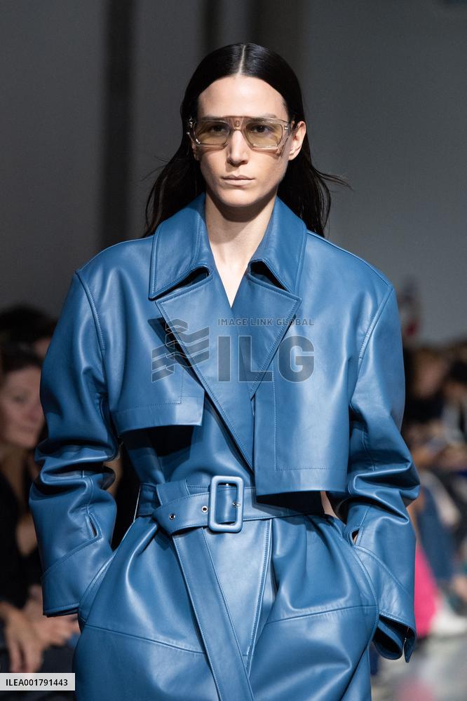 PFW Gauchere Runway