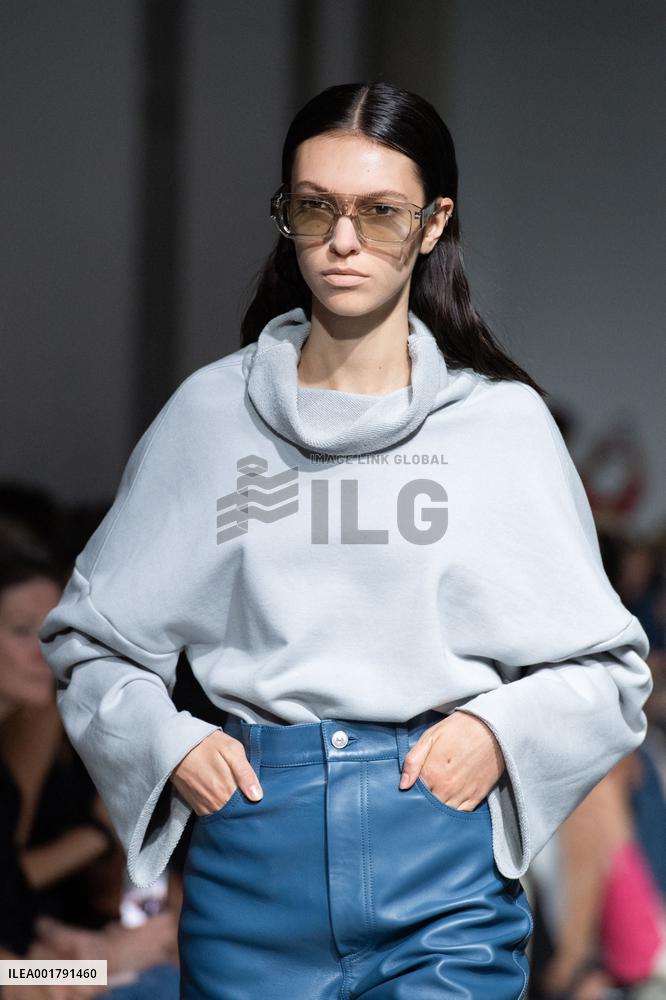 PFW Gauchere Runway