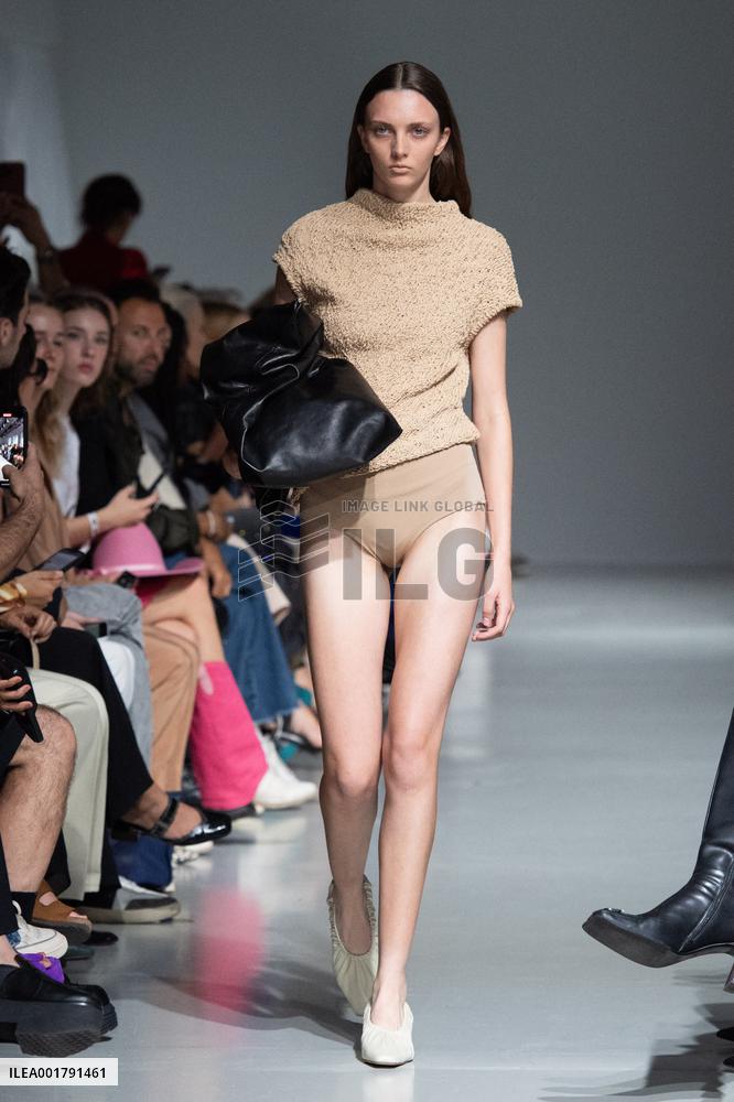 PFW Gauchere Runway