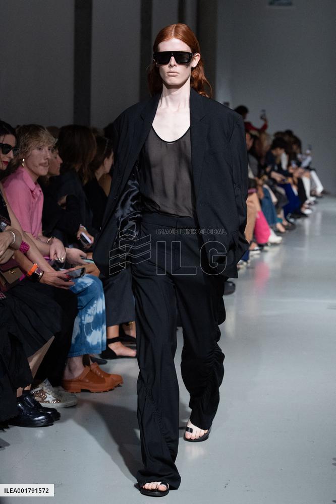 PFW Gauchere Runway