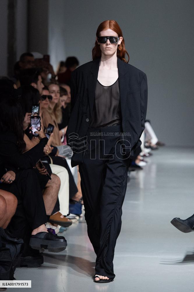 PFW Gauchere Runway