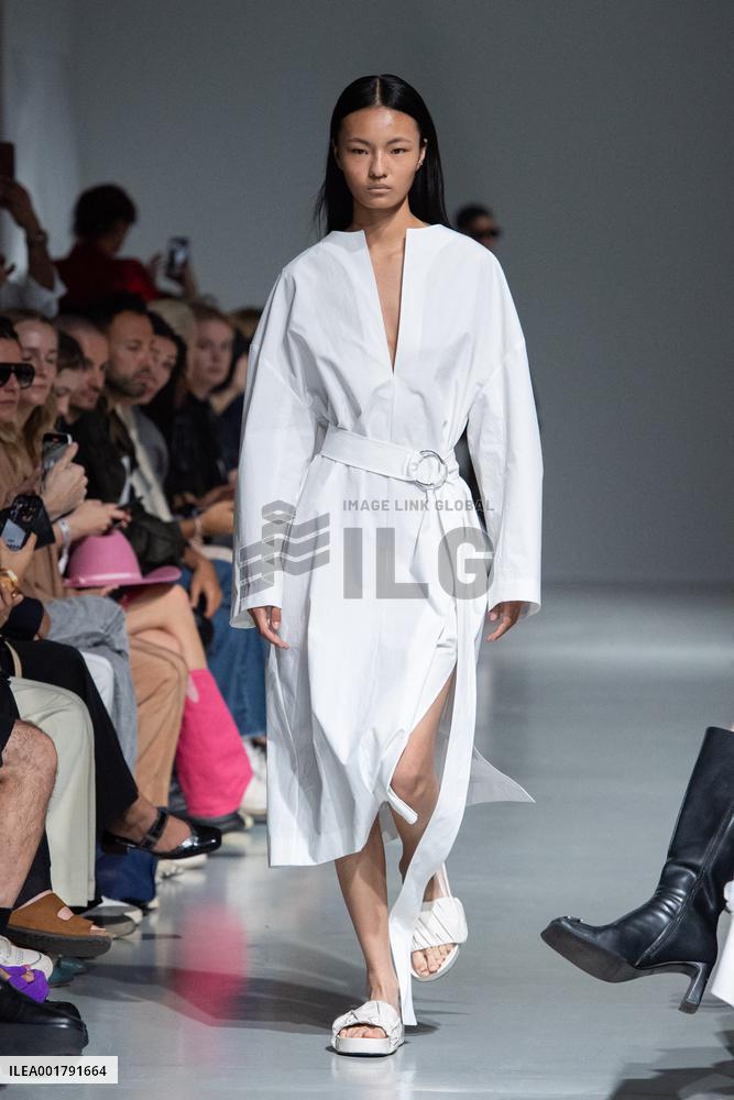 PFW Gauchere Runway