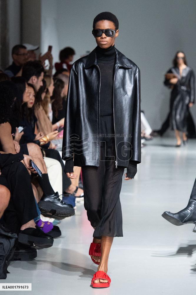 PFW Gauchere Runway
