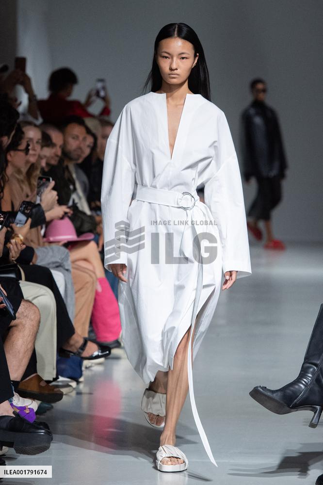 PFW Gauchere Runway