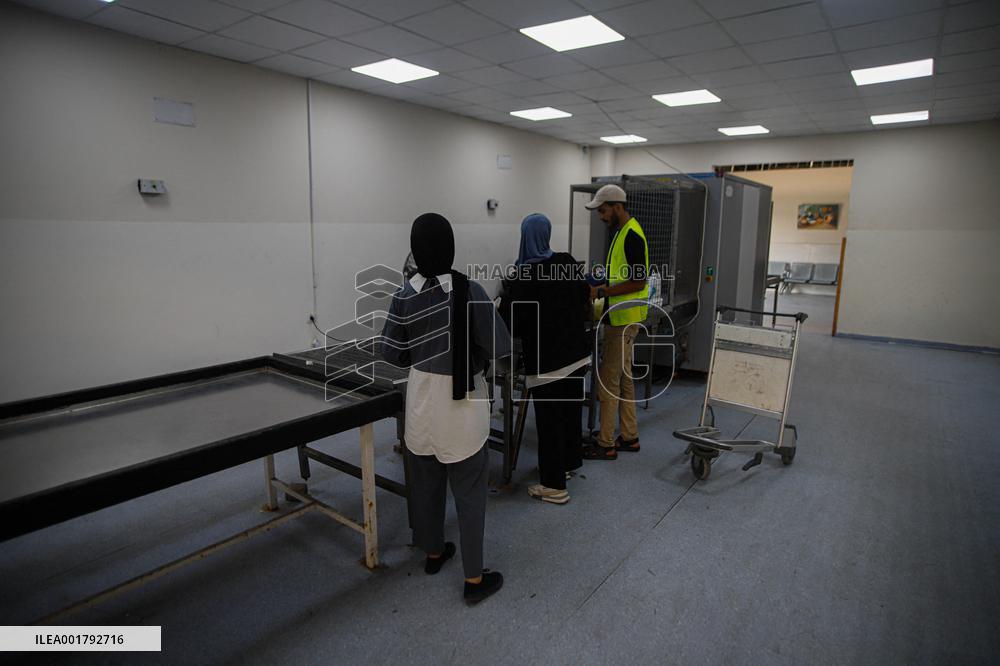 Israel Reopens Gaza Border Crossing