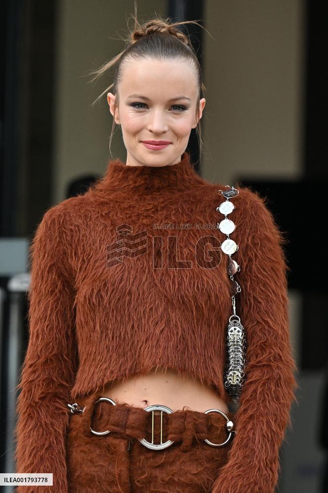 PFW Rabanne Arrivals