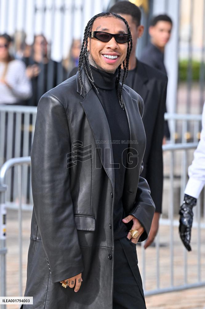 PFW Givenchy Arrivals