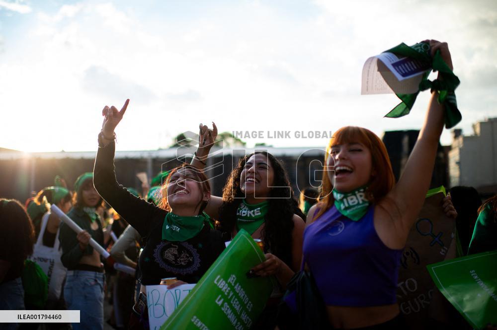 Women Protest in Support of Abortion Decriminalization in Colombia